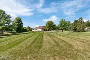 2644 Canaan Dr, Uniontown, OH 44685 - Photo 31