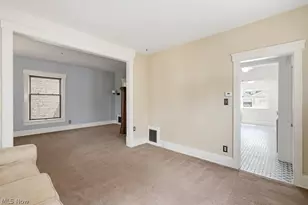 102 Marvin Ave, Akron, OH 44302 - Photo 7