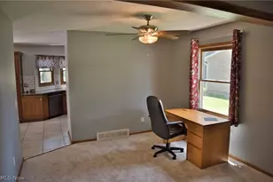 2758 Parkplace Dr, Uniontown, OH 44685 - Photo 13