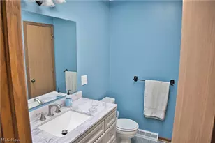 2758 Parkplace Dr, Uniontown, OH 44685 - Photo 17