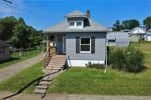 363 White Oak Ave, Zanesville, OH 43701 - Photo 1
