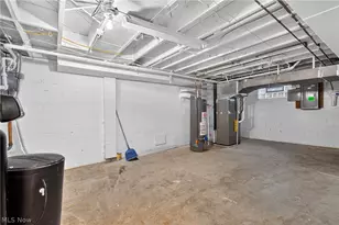 327 32nd St NW, Canton, OH 44709 - Photo 27