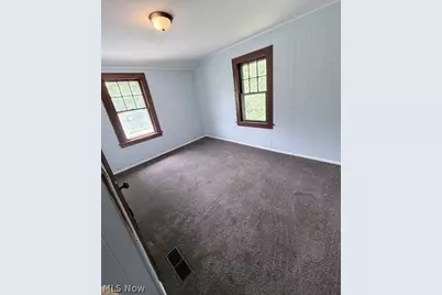 370 E Under Ridge Road, Conneaut, OH 44030 - Photo 11
