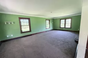 370 E Under Ridge Rd, Conneaut, OH 44030 - Photo 3