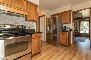 7633 Debonaire Dr, Mentor, OH 44060 - Photo 11