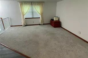 102 Broadview Dr, Cadiz, OH 43907 - Photo 11