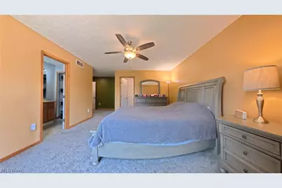 1271 Oxford Circle, Akron, OH 44312 - Photo 13