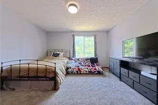 1271 Oxford Cir, Akron, OH 44312 - Photo 17