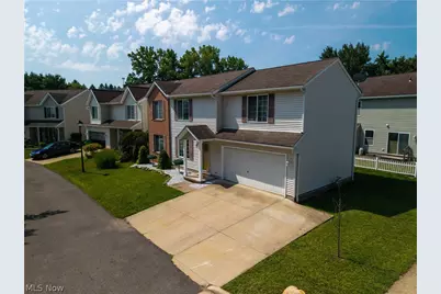 1271 Oxford Circle, Akron, OH 44312 - Photo 1