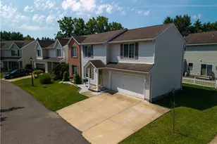 1271 Oxford Cir, Akron, OH 44312 - Photo 1
