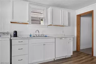614 Main St, Wellsville, OH 43968 - Photo 9