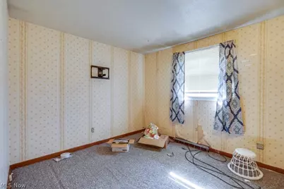 5622 Brentwood Avenue NW, North Canton, OH 44720 - Photo 17