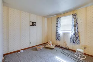 5622 Brentwood Ave NW, North Canton, OH 44720 - Photo 17