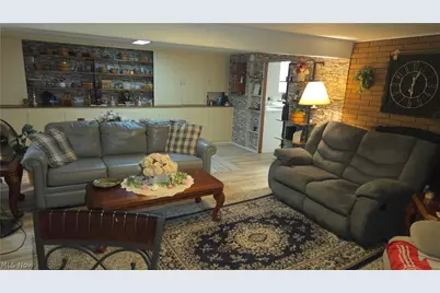 2074 Newark Road, Zanesville, OH 43701 - Photo 23