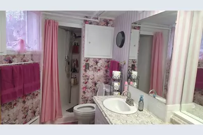 2074 Newark Road, Zanesville, OH 43701 - Photo 35