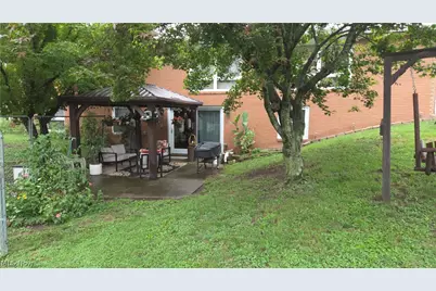 2074 Newark Road, Zanesville, OH 43701 - Photo 5