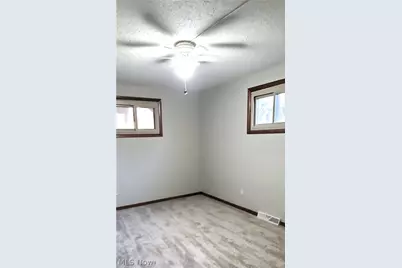 504 Larkin Avenue, Akron, OH 44305 - Photo 19