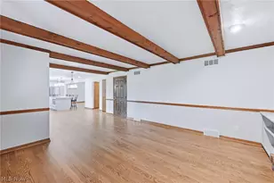 7645 Locust Ln, Poland, OH 44514 - Photo 17