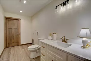 217 Pinehurst Dr, Dover, OH 44622 - Photo 33