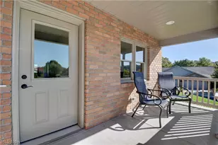 217 Pinehurst Dr, Dover, OH 44622 - Photo 5