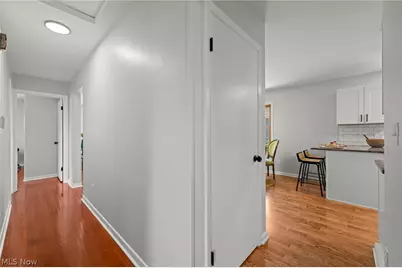 2876 Farmdale Road, Akron, OH 44312 - Photo 21