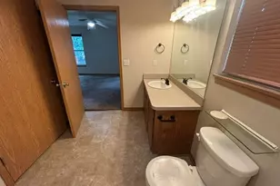 1794 Wakefield Dr, Akron, OH 44320 - Photo 15