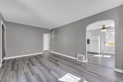 2557 9th Street, Cuyahoga Falls, OH 44221 - Photo 15