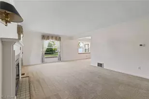 154 Hilltop Dr NW, Canton, OH 44708 - Photo 7