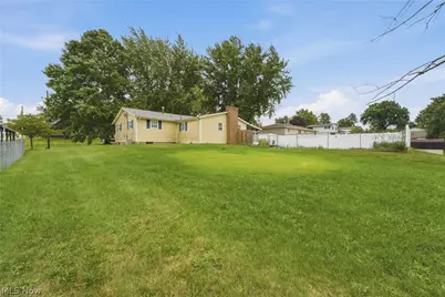 6965 Glenmere Avenue NE, Canton, OH 44721 - Photo 35