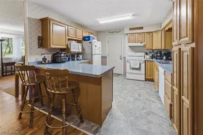 6965 Glenmere Avenue NE, Canton, OH 44721 - Photo 25