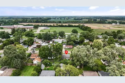 306 Rawson Drive, New Carlisle, OH 45344 - Photo 5