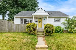 516 Franklin Ave, Barberton, OH 44203 - Photo 1