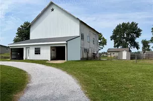 8869 Fredericksburg Rd, Fredericksburg, OH 44627 - Photo 9