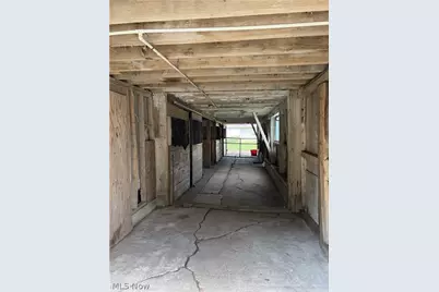 8869 Fredericksburg Road, Fredericksburg, OH 44627 - Photo 11