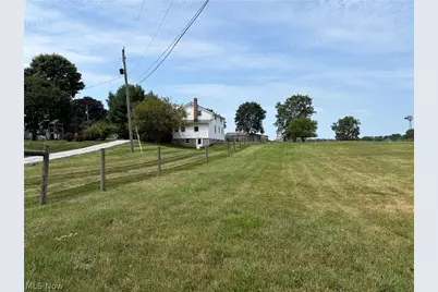 8869 Fredericksburg Road, Fredericksburg, OH 44627 - Photo 7