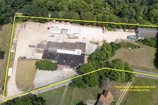 816 Milan St N, Canal Fulton, OH 44614 - Photo 1