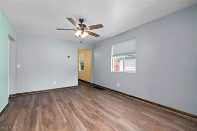7723 W River Road S, Elyria, OH 44035 - Photo 7
