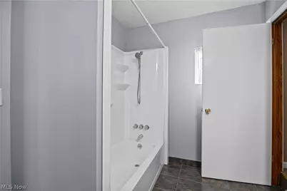 7723 W River Road S, Elyria, OH 44035 - Photo 17