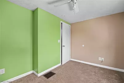 7723 W River Road S, Elyria, OH 44035 - Photo 21