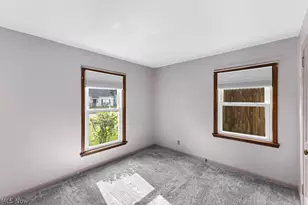 1960 Tudor St, Cuyahoga Falls, OH 44221 - Photo 15