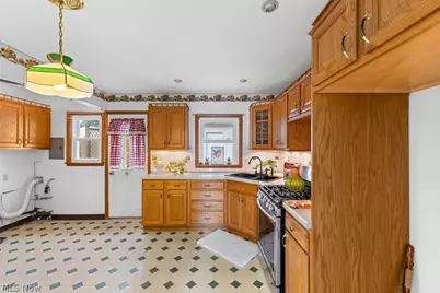 1960 Tudor Street, Cuyahoga Falls, OH 44221 - Photo 13