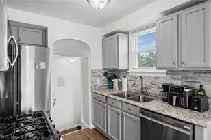 16102 Talford Ave, Loveland, OH 44128 - Photo 9