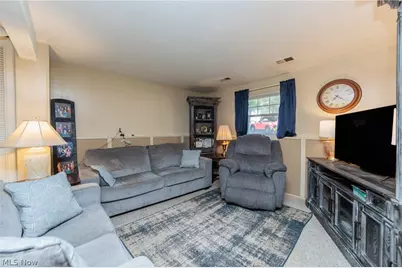 1404 Kendale Drive, Akron, OH 44314 - Photo 33