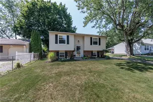 1404 Kendale Dr, Akron, OH 44314 - Photo 1