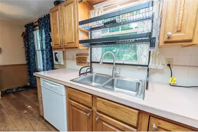 1404 Kendale Drive, Akron, OH 44314 - Photo 23