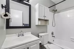 8278 Dallas Dr, Mentor, OH 44060 - Photo 5