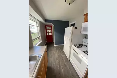 526 N Firestone Boulevard, Akron, OH 44301 - Photo 23