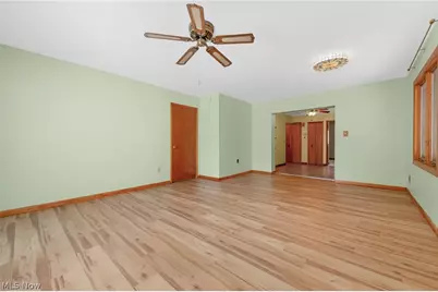 845 Jamestown Avenue, Elyria, OH 44035 - Photo 17