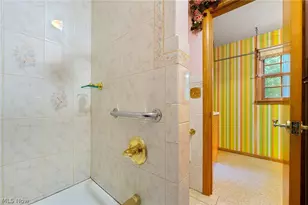 270 Benton St, Austintown, OH 44515 - Photo 25