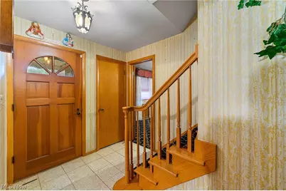 270 Benton Street, Austintown, OH 44515 - Photo 9